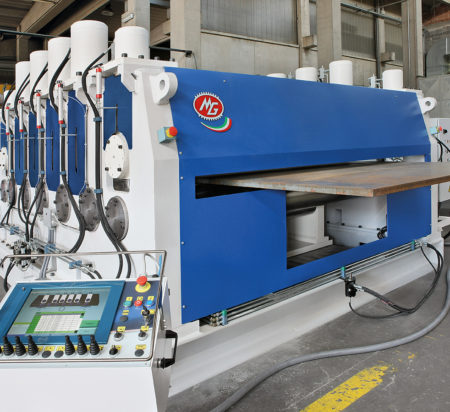 Plate Straightening Machine Image